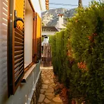 Deniahouse Nyaraló