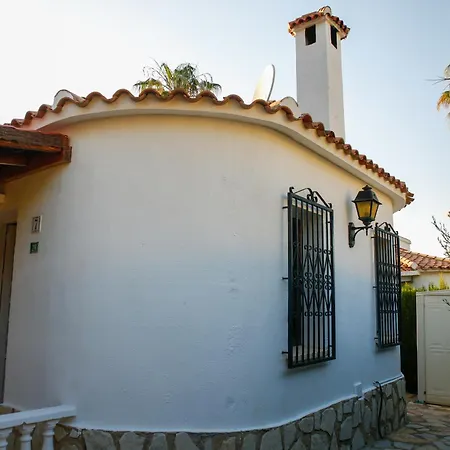 Deniahouse